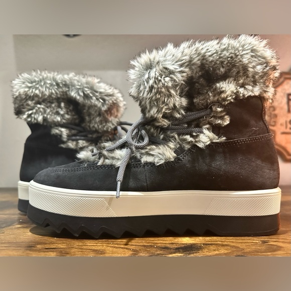 Cougar Women’s Vivian Faux Fur Trim Gray Faux Leather Waterproof Boots Snow - Picture 6 of 10